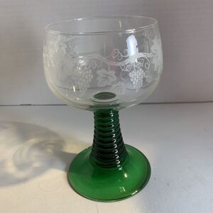 Set Of 6 Green Beehive Stem Wine Glasses Cristal D'Arques-Durand Luminarc France